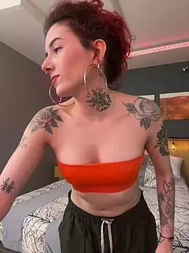 LiliJones  online show from January 18, 4:42 pm