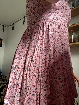 LiliJones  online show from February 22, 4:40 pm