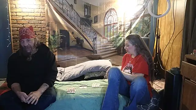 Snapshot of PropertyAndBiker chatting on February 10, 9:25 pm PropertyAndBiker online show from February 10, 9:25 pm