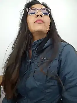 Snapshot of Luna_Dumont chatting on May 21, 11:17 am Luna Dumont online show from May 21, 11:17 am