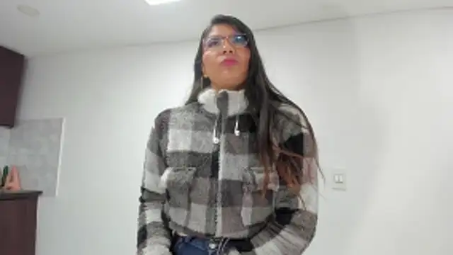 Snapshot of Luna_Dumont chatting on June 5, 11:16 am Luna Dumont online show from June 5, 11:16 am
