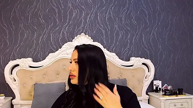 Snapshot of Lauren_Saint chatting on October 2, 2:13 pm Lauren Saint online show from October 2, 2:13 pm