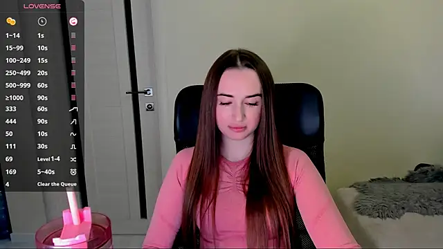 Kimmberr online show from October 24, 4:42 am