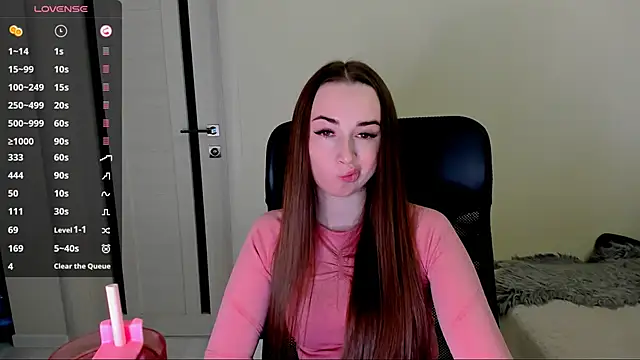 Kimmberr online show from November 19, 4:12 am