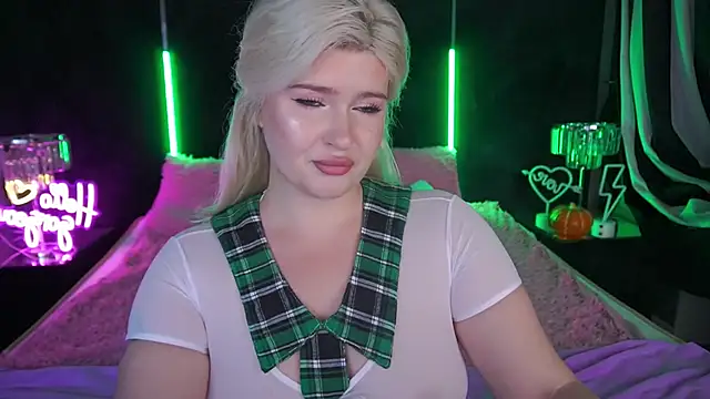 CocoSecretss online show from November 13, 8:02 am