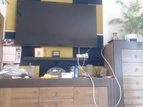 Snapshot of Piter9023 chatting on May 6, 4:52 am Piter9023 online show from May 6, 4:52 am