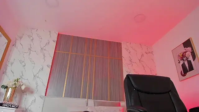 Dollar-girl online show from February 8, 2:09 pm