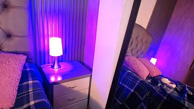 kendall saenz online show from December 12, 10:20 pm