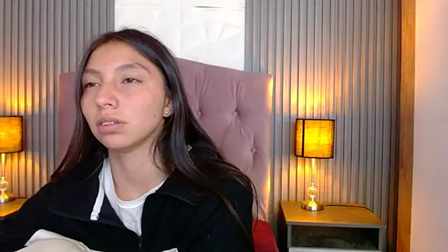 kendall saenz online show from March 6, 8:05 pm