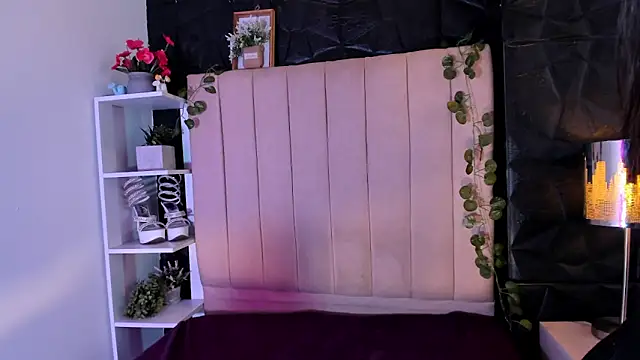 kendall saenz online show from February 25, 7:56 pm