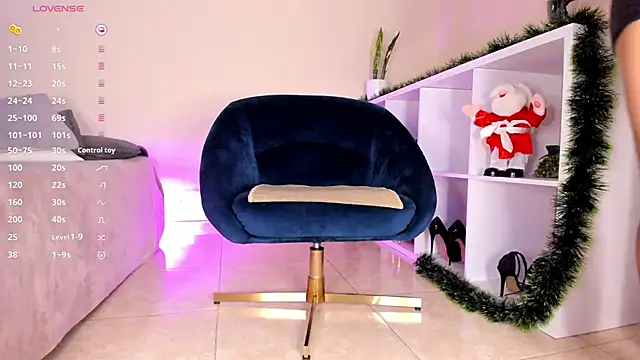 Itzeldreams online show from December 20, 3:53 pm