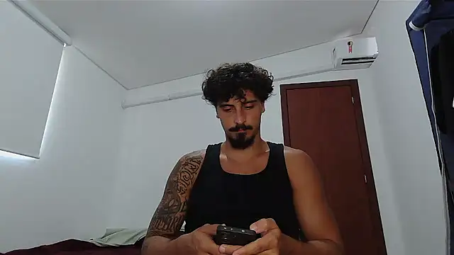 milkoffe online show from February 13, 2:02 pm