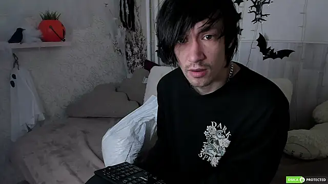 Snapshot of CalvinOwens chatting on October 30, 3:30 am CalvinOwens online show from October 30, 3:30 am