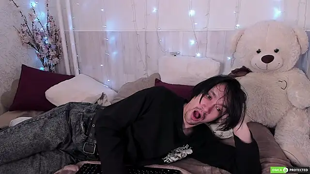 Snapshot of CalvinOwens chatting on November 3, 3:41 am CalvinOwens online show from November 3, 3:41 am