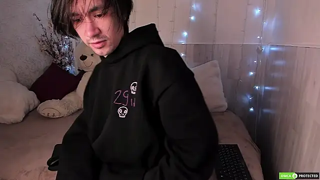 Snapshot of CalvinOwens chatting on November 17, 3:12 am CalvinOwens online show from November 17, 3:12 am