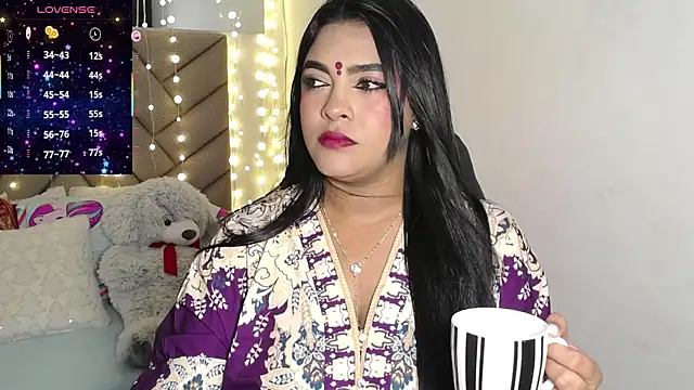 lakshmiraniii online show from June 9, 12:06 pm