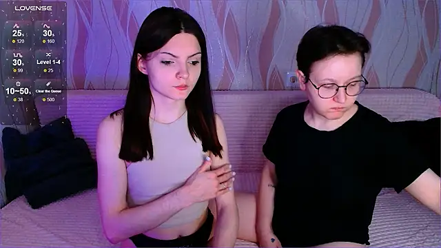  crazy baby  online show from February 11, 2:44 pm