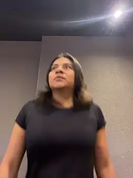 Snapshot of Nina-Eros1 chatting on November 28, 3:36 pm Nina-Eros1 online show from November 28, 3:36 pm