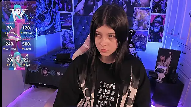 Snapshot of LanaKyutt chatting on March 16, 2:06 am LanaKyutt online show from March 16, 2:06 am