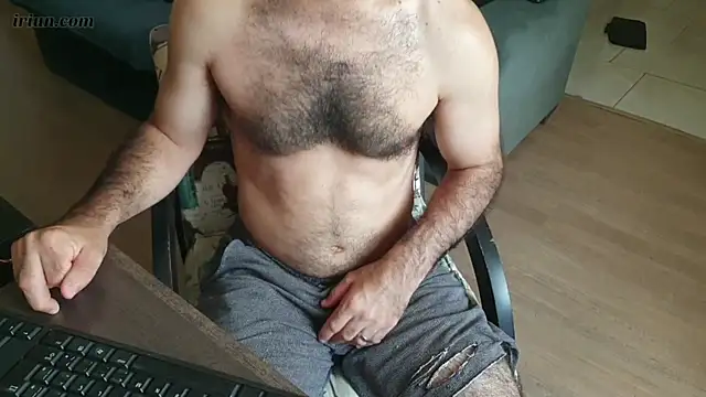 Snapshot of robsonbr chatting on February 5, 3:20 pm robsonbr online show from February 5, 3:20 pm