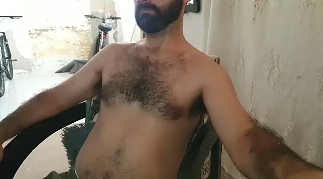 Snapshot of robsonbr chatting on March 3, 8:00 pm robsonbr online show from March 3, 8:00 pm