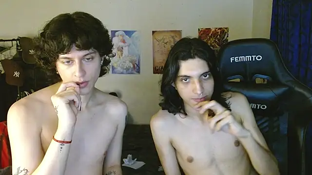 angelitofemboy online show from January 24, 4:37 am