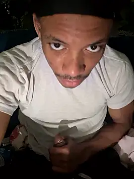 Snapshot of nosleepforlink chatting on December 2, 1:57 pm nosleepforlink online show from December 2, 1:57 pm