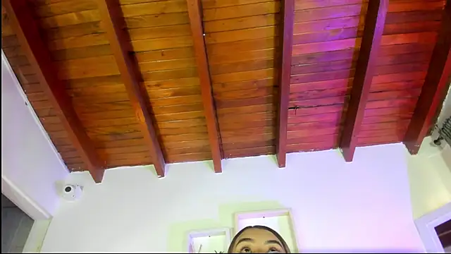 Snapshot of emmy_r chatting on November 26, 12:06 pm emmy r online show from November 26, 12:06 pm