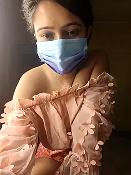 Snapshot of Angel_rani2 chatting on February 26, 10:53 pm Angel rani2 online show from February 26, 10:53 pm