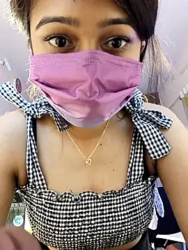 Snapshot of Angel_rani2 chatting on March 11, 1:37 am Angel rani2 online show from March 11, 1:37 am