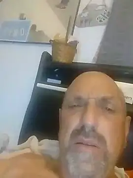 Snapshot of Dallasboy chatting on July 20, 11:34 am Dallasboy online show from July 20, 11:34 am