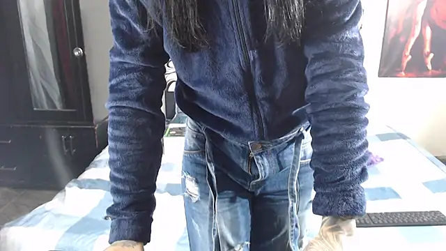 emma onassis 17 online show from November 4, 2:21 am