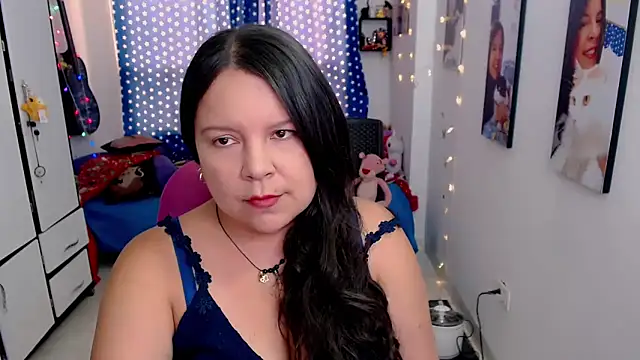 claryssa  online show from November 22, 6:51 pm