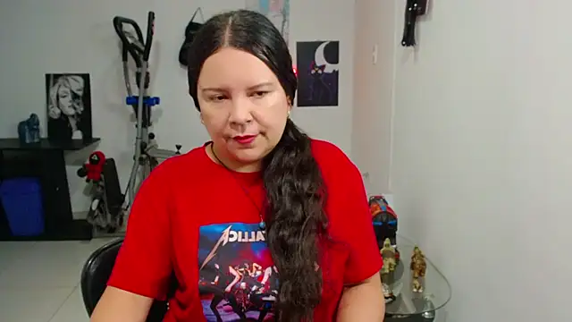 Snapshot of claryssa_ chatting on May 30, 5:37 am claryssa online show from May 30, 5:37 am