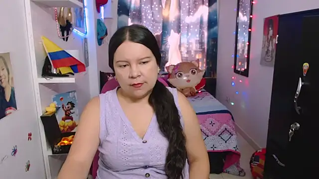 Snapshot of claryssa_ chatting on July 24, 1:20 pm claryssa online show from July 24, 1:20 pm