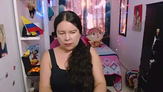 Snapshot of claryssa_ chatting on July 28, 8:52 pm claryssa online show from July 28, 8:52 pm