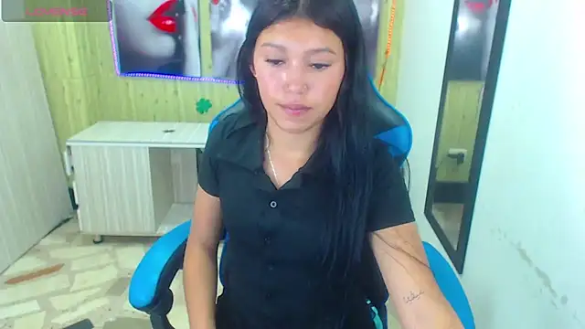 emily rosse04 online show from January 31, 11:35 am