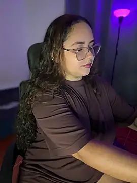 CurlyGirl 1 online show from May 23, 11:42 pm
