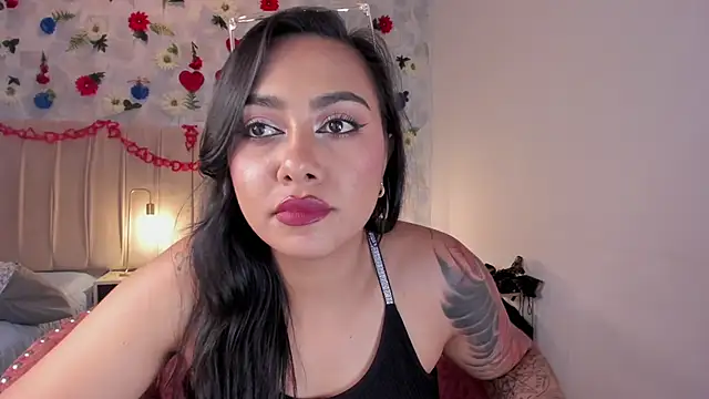 samara smithh online show from February 24, 4:58 pm