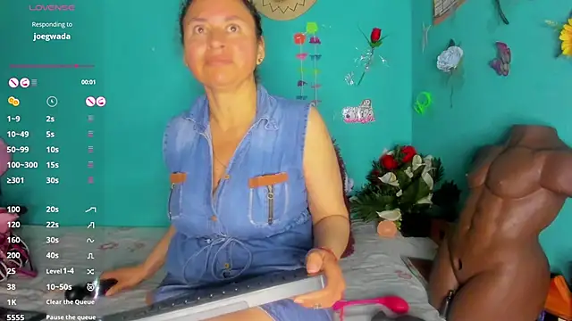 SheraHadee online show from May 2, 10:31 am
