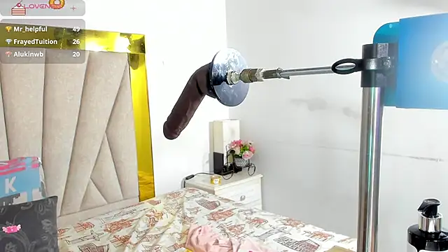 Snapshot of angel_dthroatt chatting on December 7, 3:19 pm angel dthroatt online show from December 7, 3:19 pm