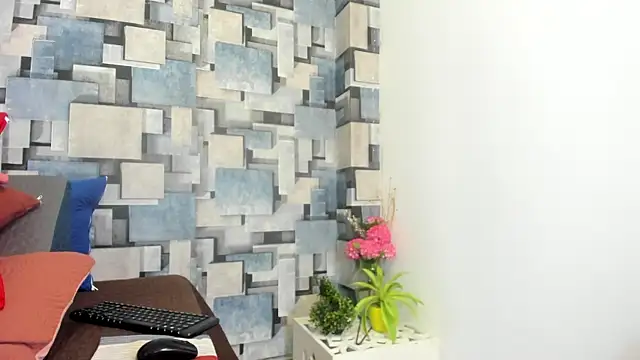 angel dthroatt online show from June 20, 12:08 pm