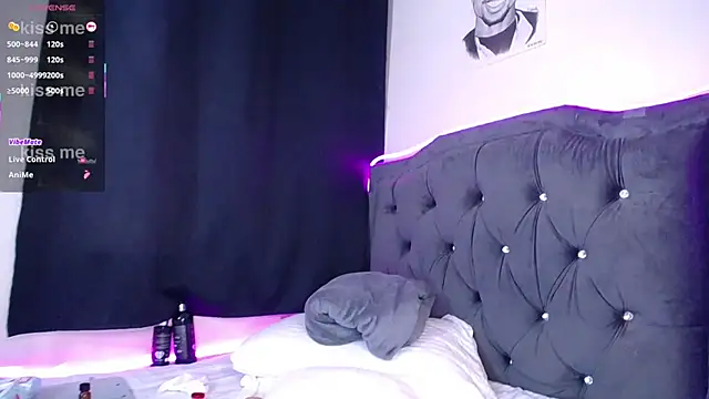 Snapshot of henry_diiaz chatting on October 16, 8:37 am henry diiaz online show from October 16, 8:37 am