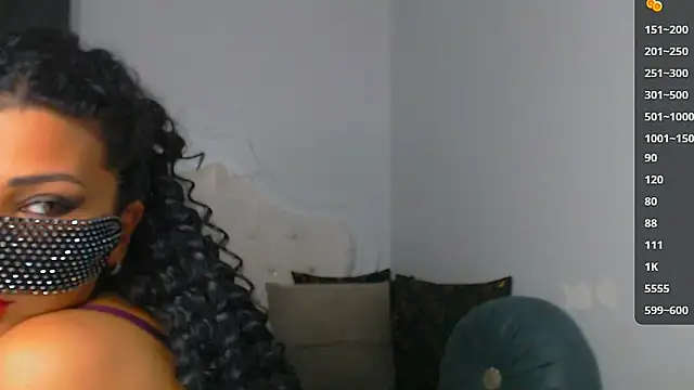 Turkish Latina online show from December 19, 10:00 pm