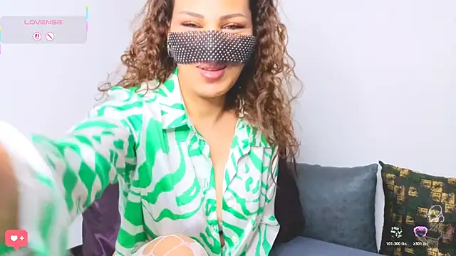 Snapshot of Turkish_Latina chatting on April 26, 1:53 pm Turkish Latina online show from April 26, 1:53 pm