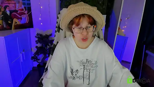 Melissa Wells online show from November 27, 8:44 pm