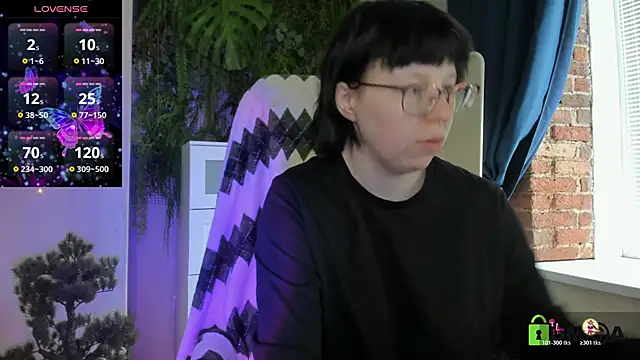 Snapshot of Melissa_Wells chatting on May 21, 6:20 am Melissa Wells online show from May 21, 6:20 am