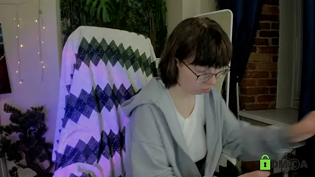 Melissa Wells online show from June 26, 9:52 pm