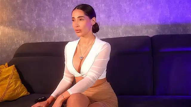 Miriam fox online show from March 15, 7:25 am