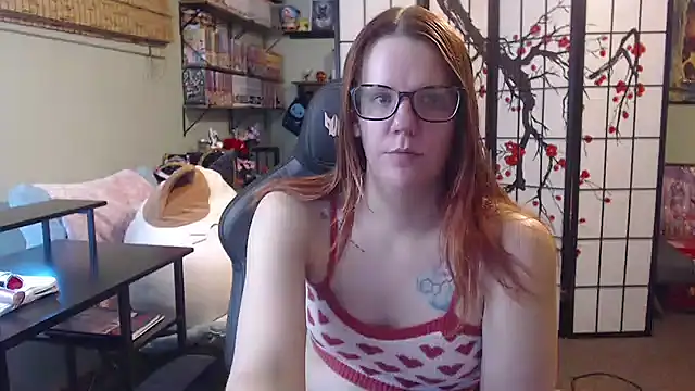 Snapshot of Sarahtineke chatting on May 28, 5:10 pm Sarahtineke online show from May 28, 5:10 pm